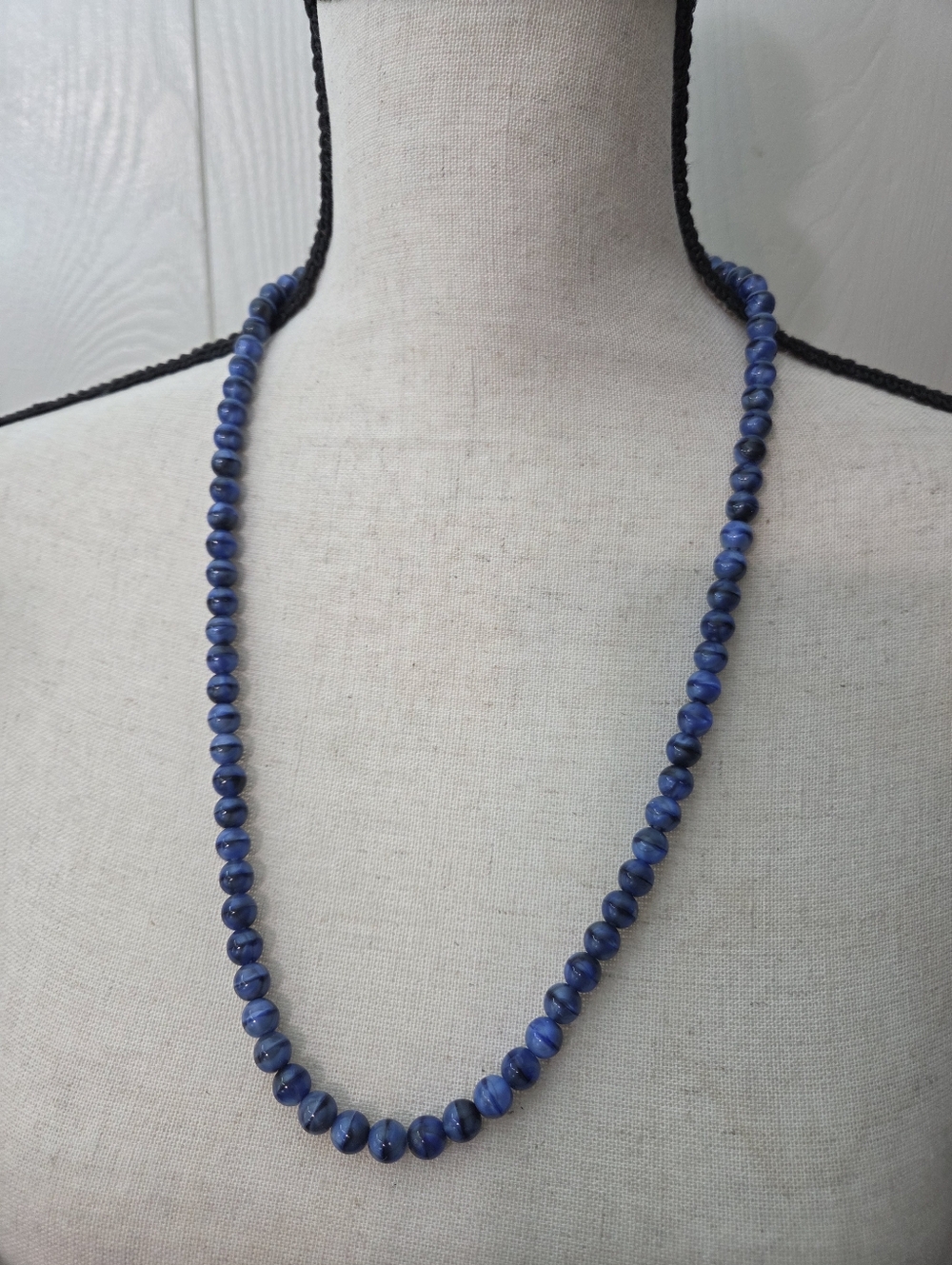 vtg blue cats eye striped banded gemstone beaded single strand necklace hi gloss